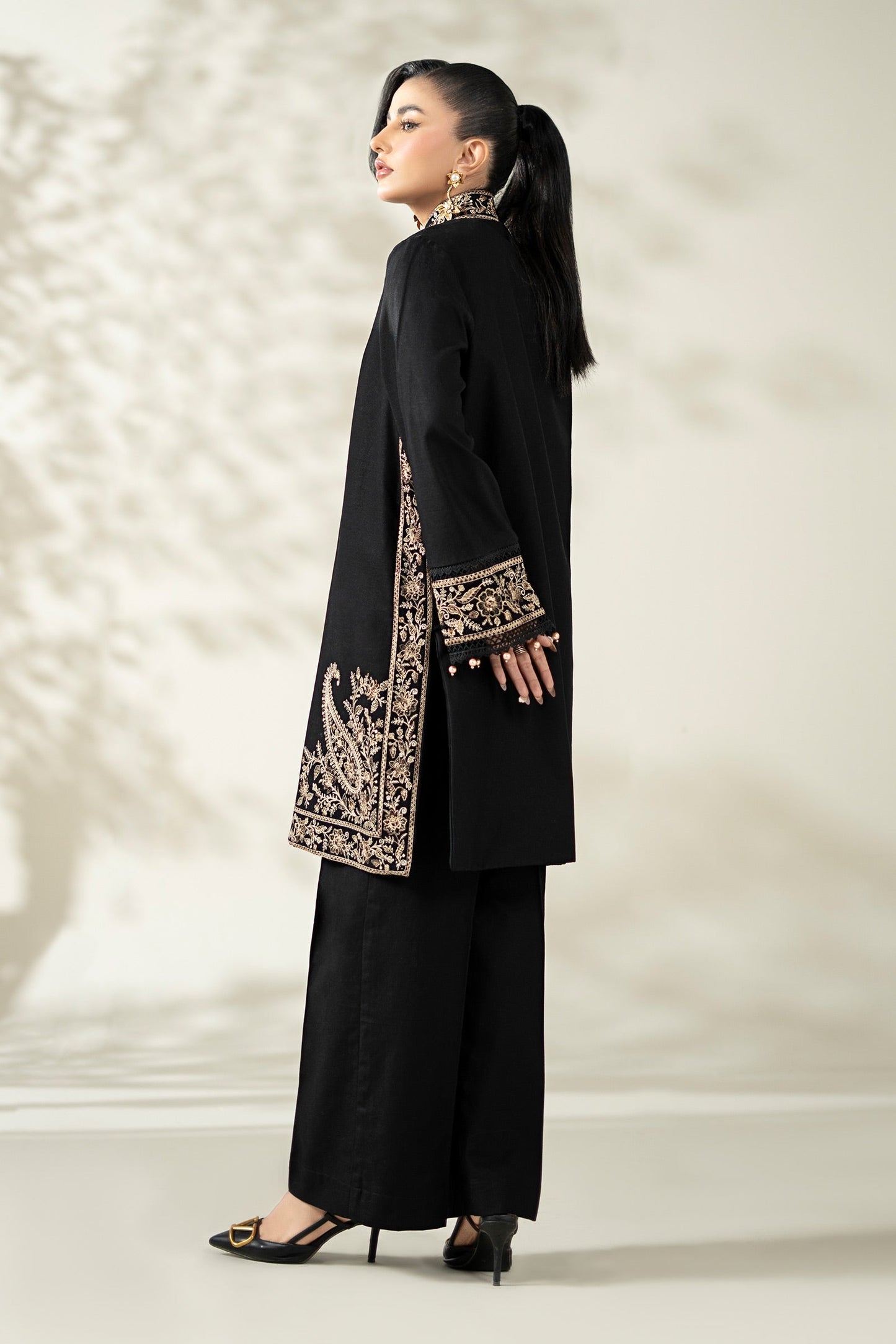 Maria B | Pre Fall Dresses | 3 Piece Embroidered Khaddar Suit YY - Pakistani Designer Dress - by Maria B - Type : Ladies Clothes - 100% Original at Saira Sultan