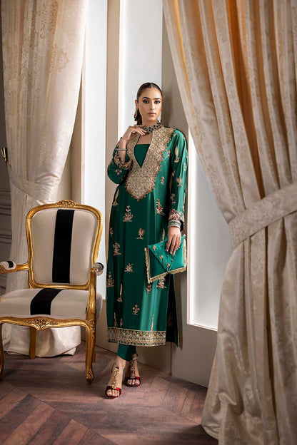 Nuriyaa | Rozanne Formals | Daphne