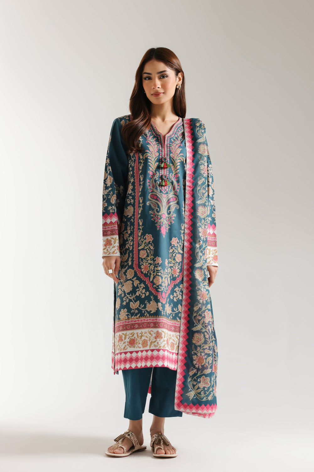 Ethnic | Spring Summer 25 | ES-15 XS Zinc Lawn