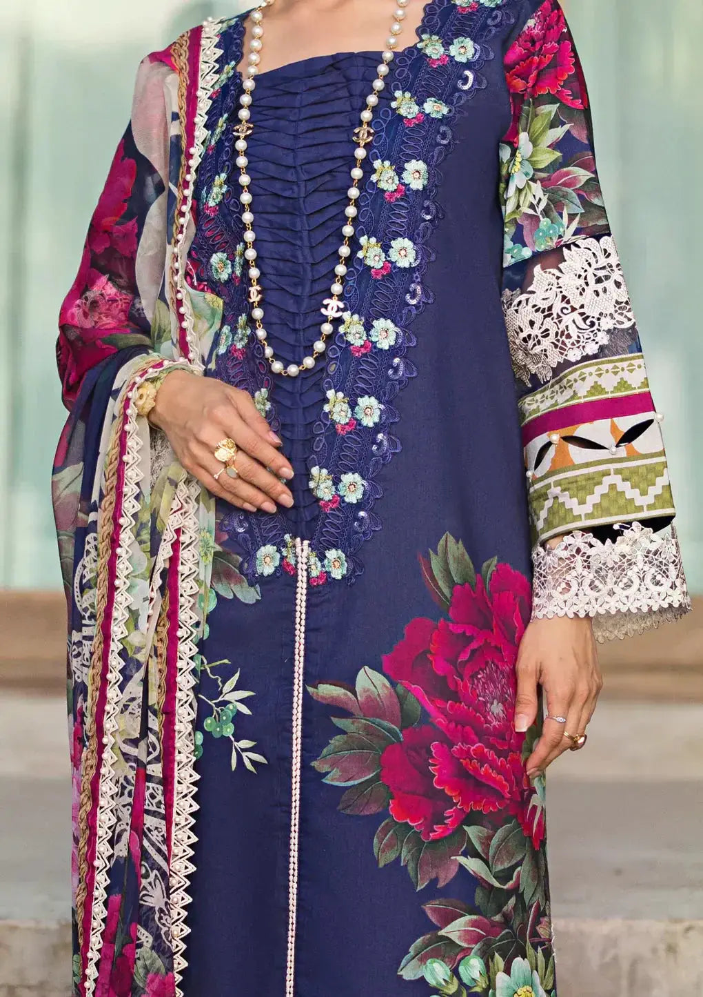 Elaf Premium | Signature Embroidered Lawn 24 | ESL-08A SINCLAIR - Pakistani Designer Dress - by Elaf Premium | Type: Luxury - 100% Original at Saira Sultan