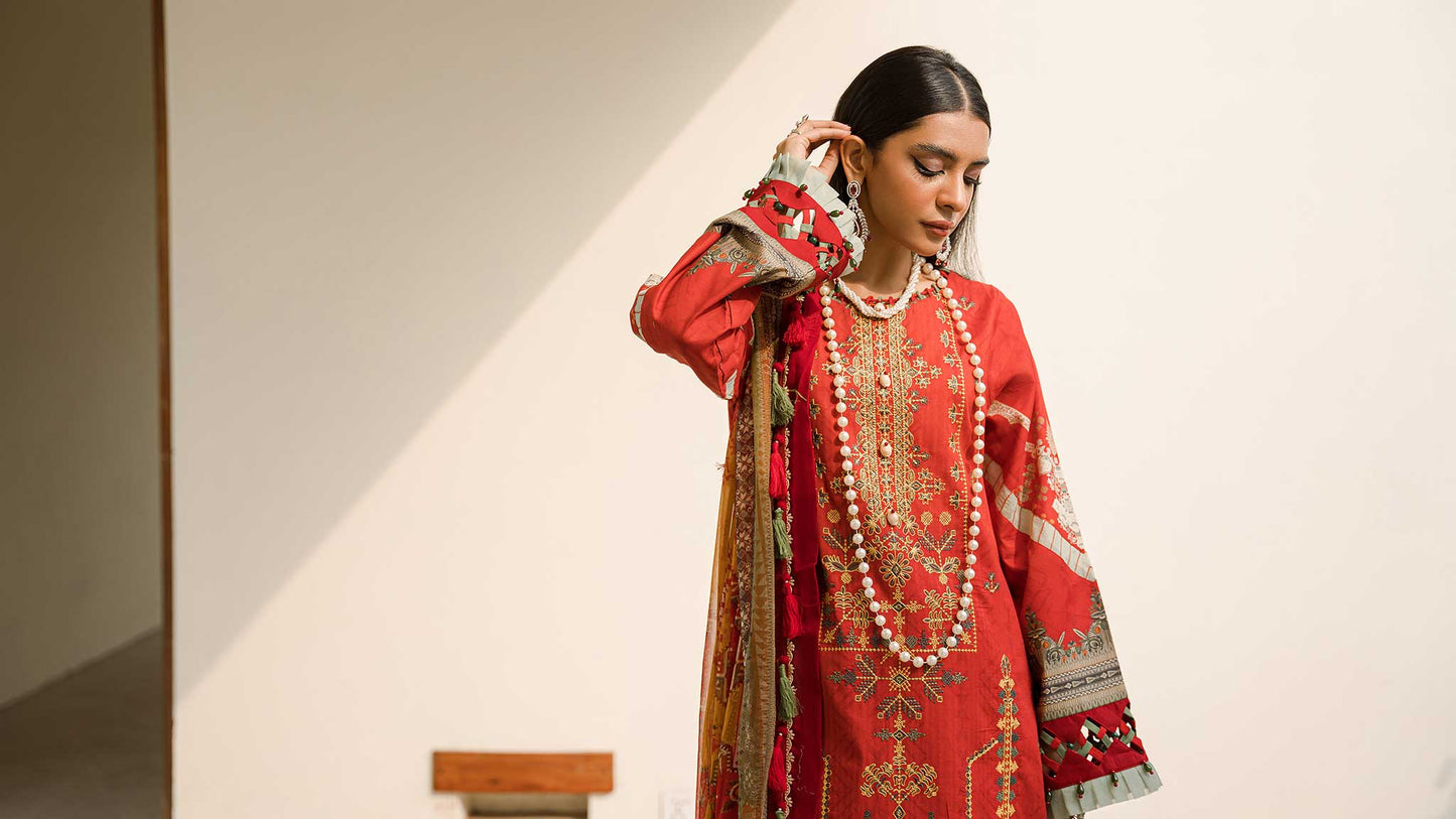 Ellena | Luxury Embroidered Collection | D18 - Pakistani Designer Dress - by Ellena | Type: Luxury - 100% Original at Saira Sultan