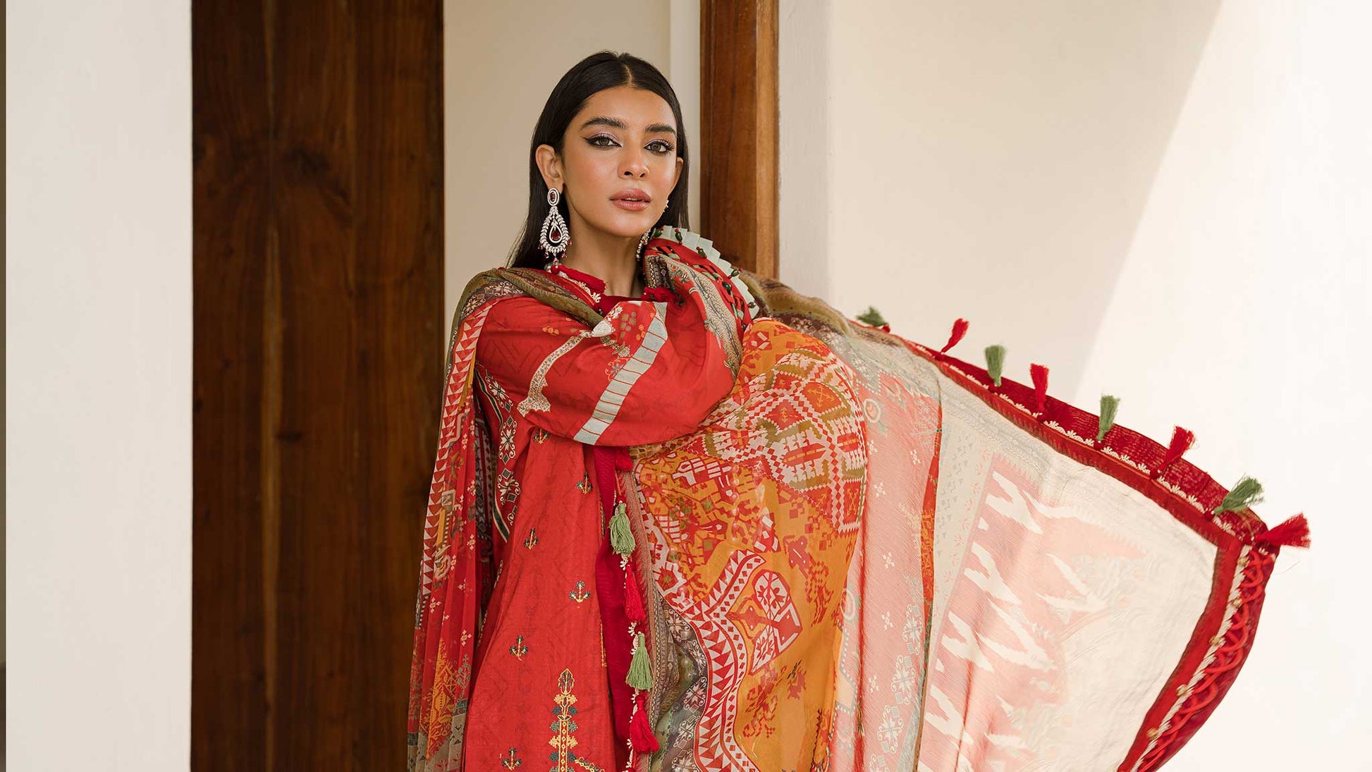 Ellena | Luxury Embroidered Collection | D18 - Pakistani Designer Dress - by Ellena | Type: Luxury - 100% Original at Saira Sultan
