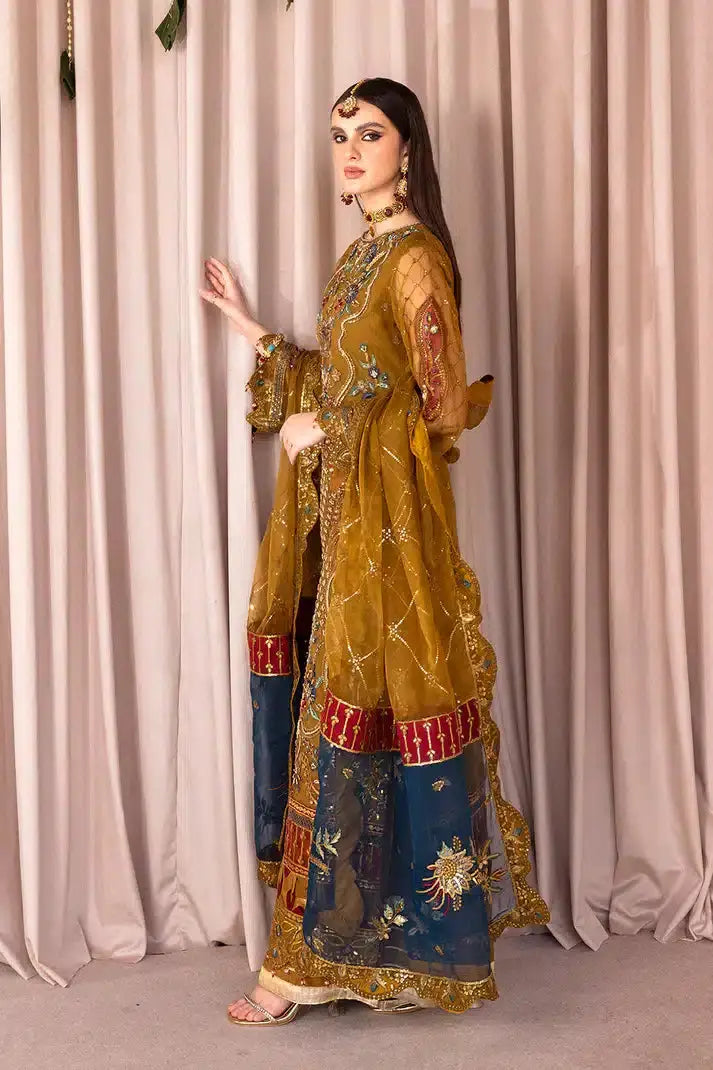 Emaan Adeel | Romansiyyah Luxury Formals 23 | RM-09 MISHA - Pakistani Designer Dress - by Emaan Adeel | Type: Formal - 100% Original at Saira Sultan