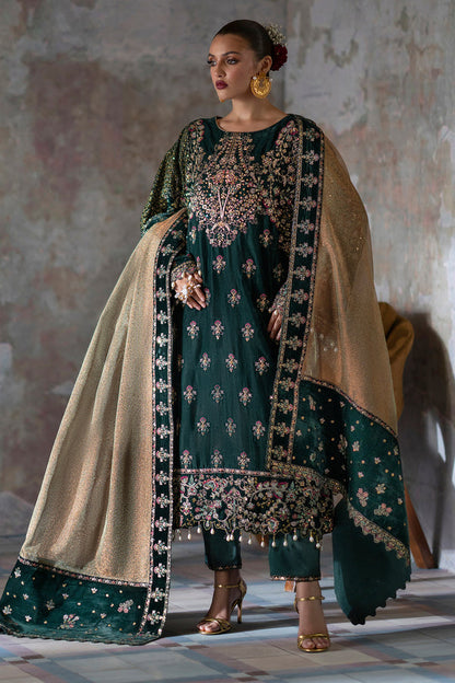 Emaan Adeel | Saanjh Velvet Collection 24 | Nisha L Deep Green Velvet