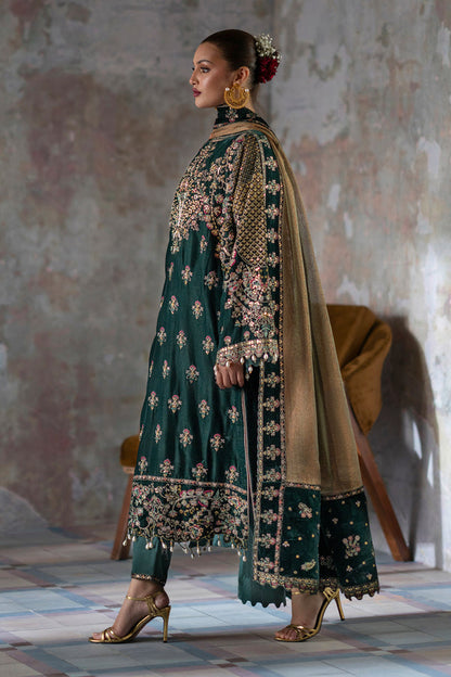 Emaan Adeel | Saanjh Velvet Collection 24 | Nisha XL Deep Green Velvet