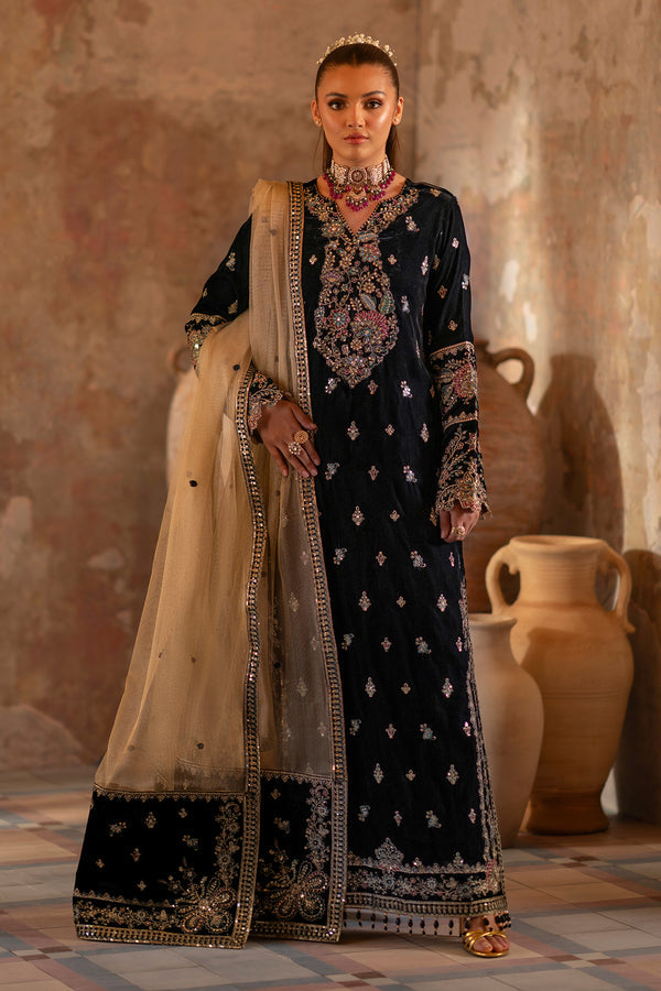 Emaan Adeel | Saanjh Velvet Collection 24 | Ishaan XS Velvet Black