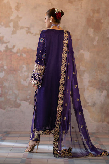 Emaan Adeel | Saanjh Velvet Collection 24 | Aroosh S Blue Velvet