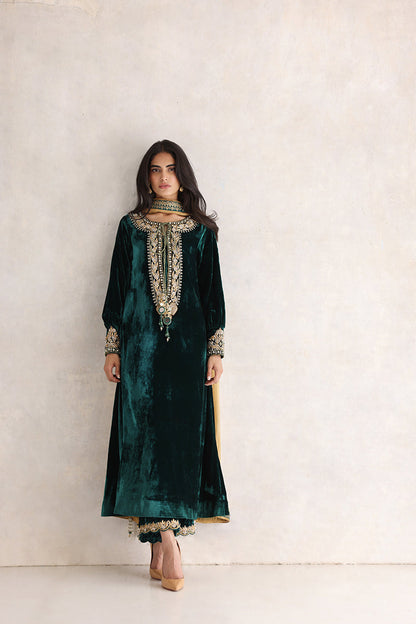 Sana Abbas | Luxury Pret | Esra XS Emerald Green Velvet