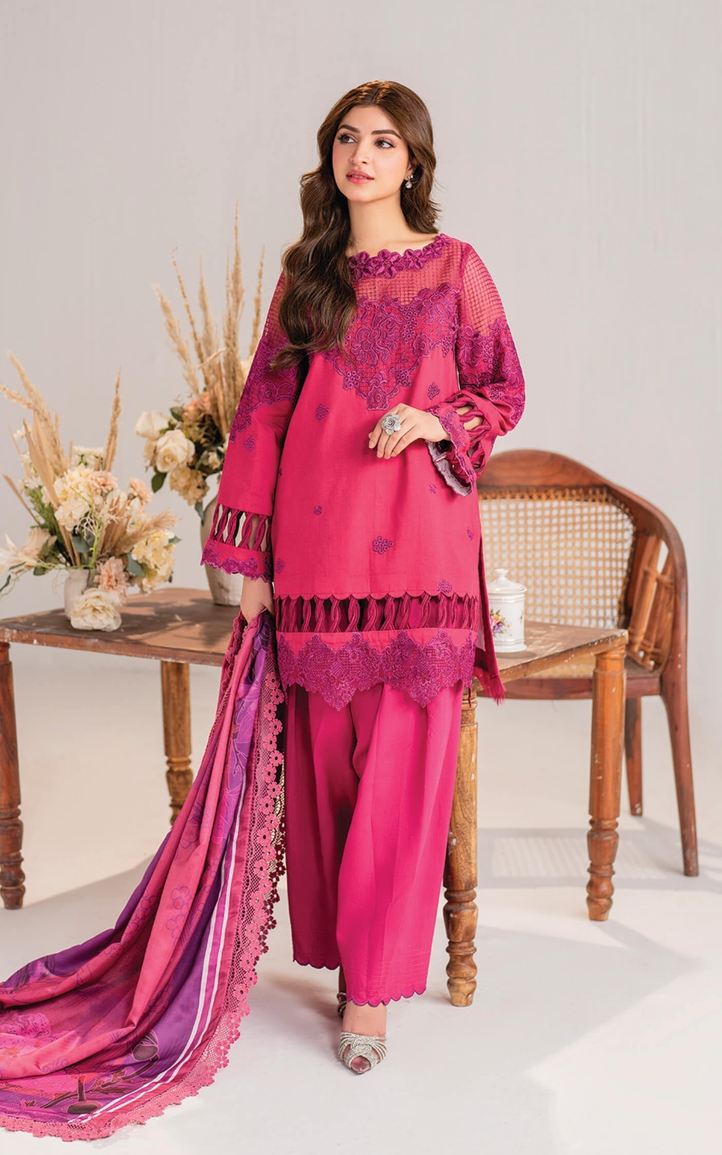 Asifa and Nabeel | Winter Meraki 24 | Essence-MW-14 - Pakistani Designer Dress - by Asifa and Nabeel | Type: Ladies Clothes - 100% Original at Saira Sultan
