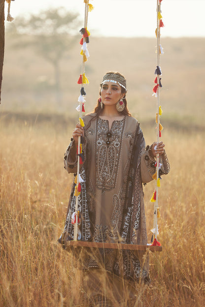 Saira Rizwan | Winter Khaddar 25 | RUKH-SRW25-02 by Saira Rizwan - Designer Dress  - Type : Ladies Clothes - Available at Saira Sultan - 100% Original 