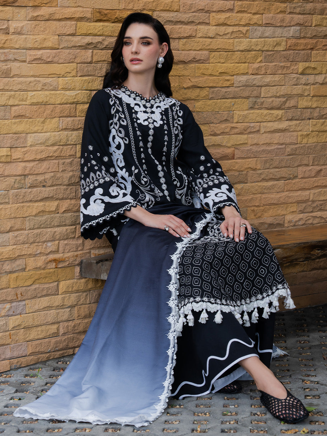 Faiza Faisal | Dastaan Khaddar 25 | REHA by Faiza Faisal - Designer Dress  - Type : Ladies Clothes - Available at Saira Sultan - 100% Original 