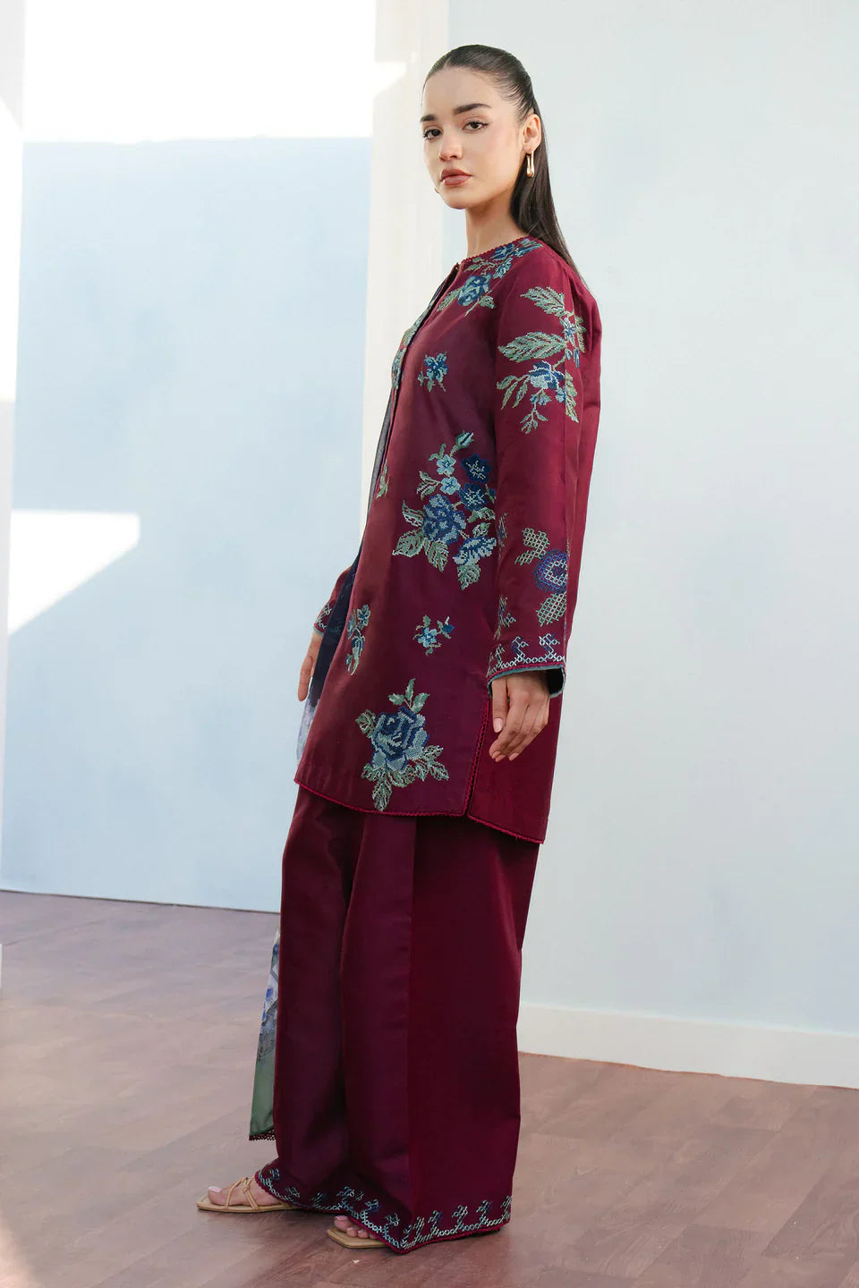 Zara Shahjahan | Coco Lawn 25 | FREYA-4B L Burgundy Lawn