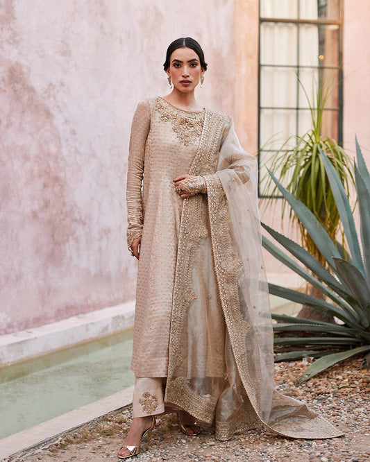 Faiza Saqlain | Aurnia Spring Festive Edit 24 | Moira - Pakistani Designer Dress - by Faiza Saqlain | Type: Luxury - 100% Original at Saira Sultan