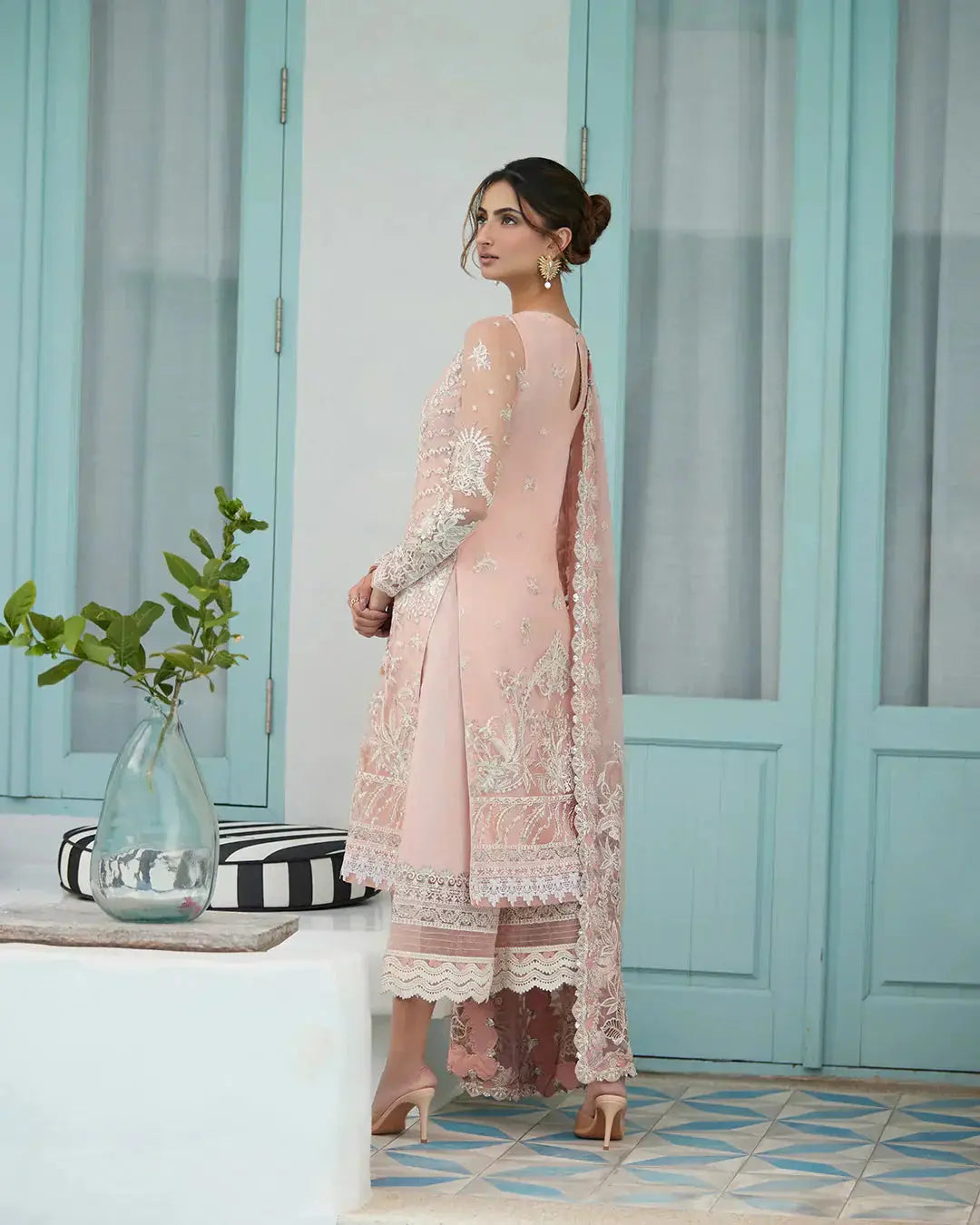 Faiza Saqlain | Liliana Luxury Lawn 24 | Valetta - Pakistani Designer Dress - by Faiza Saqlain | Type: Luxury - 100% Original at Saira Sultan