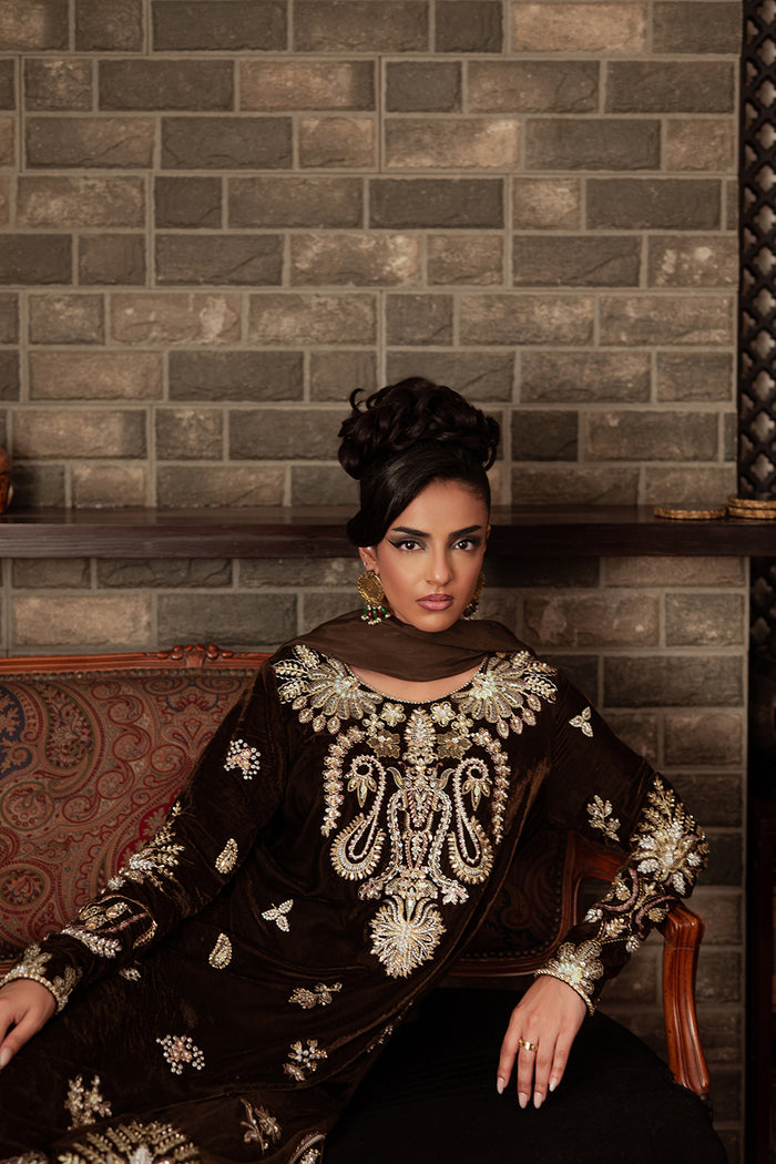 Saira Rizwan | Velvet Pret 25 | GURR-SRVP25-09 by Saira Rizwan - Designer Dress - Type : Ladies Clothes - Available at Saira Sultan - 100% Original 