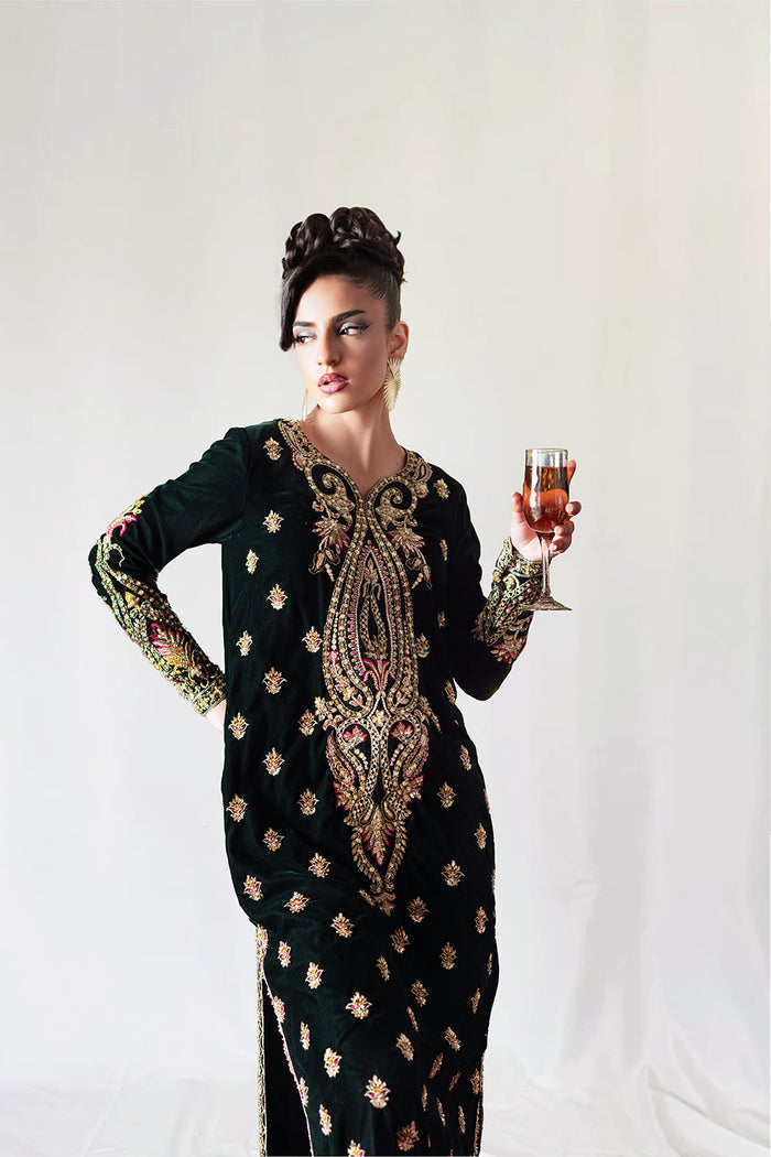 Saira Rizwan | Velvet Pret 25 | EMERA-SRVP25-10 by Saira Rizwan - Designer Dress - Type : Ladies Clothes - Available at Saira Sultan - 100% Original 