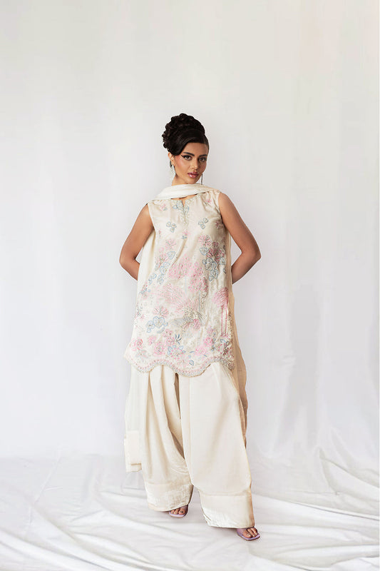 Saira Rizwan | Velvet Pret 25 | NARGIS-SRVP25-07 by Saira Rizwan - Designer Dress - Type : Ladies Clothes - Available at Saira Sultan - 100% Original 