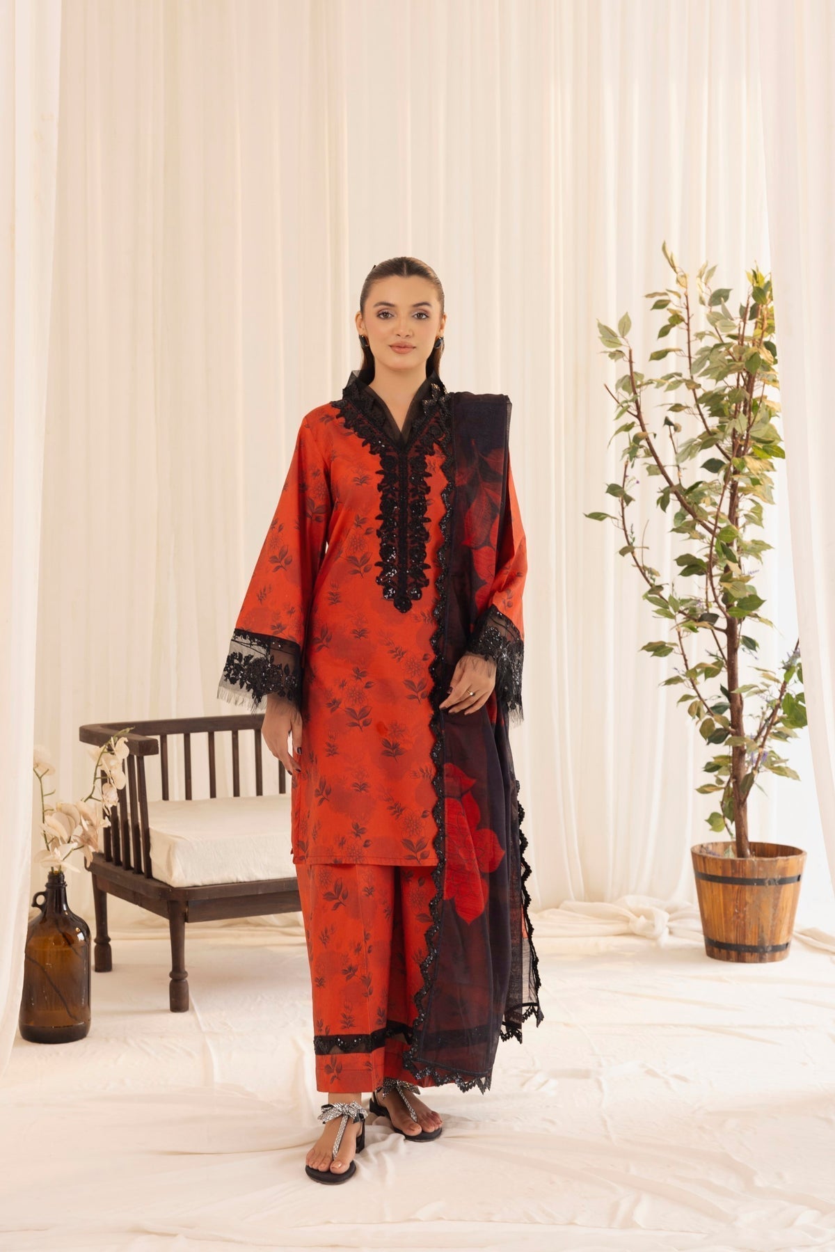 Mohagni | Tulip 25 | GLS-13 M pale red Cambric