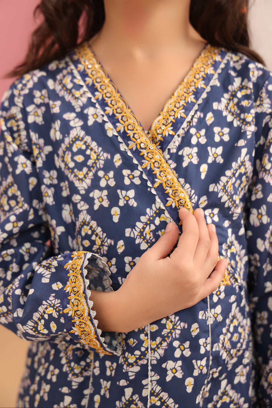 Zellbury Girls | 3 Piece Cambric | Embroidered Kurta Dupatta Trouser - 3821