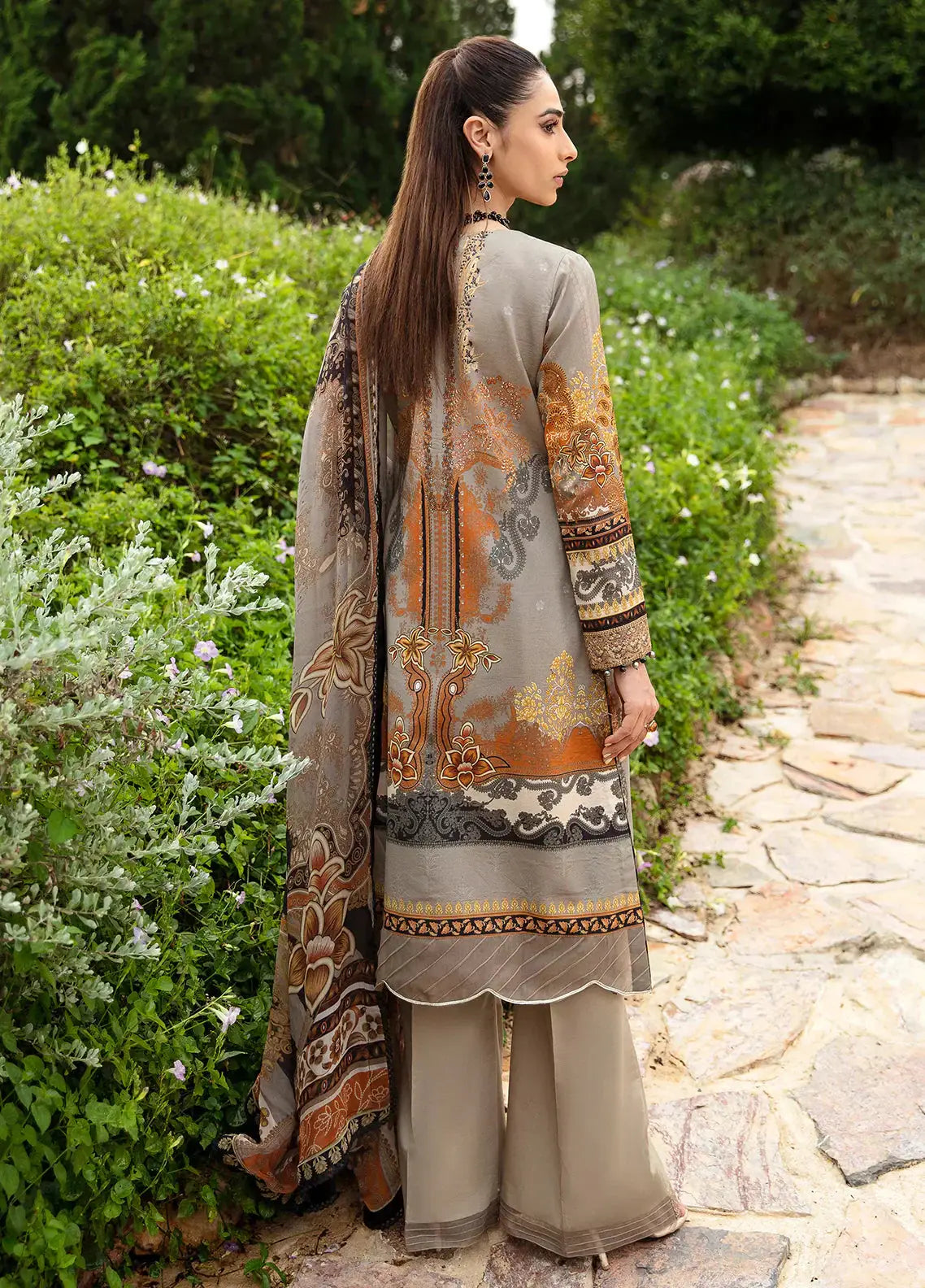Gulaal | Springtime Ballet | AMIRAT (GL-L-24V1-07) - Pakistani Designer Dress - by Gulaal | Type: Luxury - 100% Original at Saira Sultan