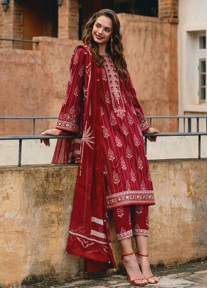 Gulaal | The Enchanted Garden | Vezelay - Pakistani Designer Dress - by Gulaal | Type: Luxury - 100% Original at Saira Sultan
