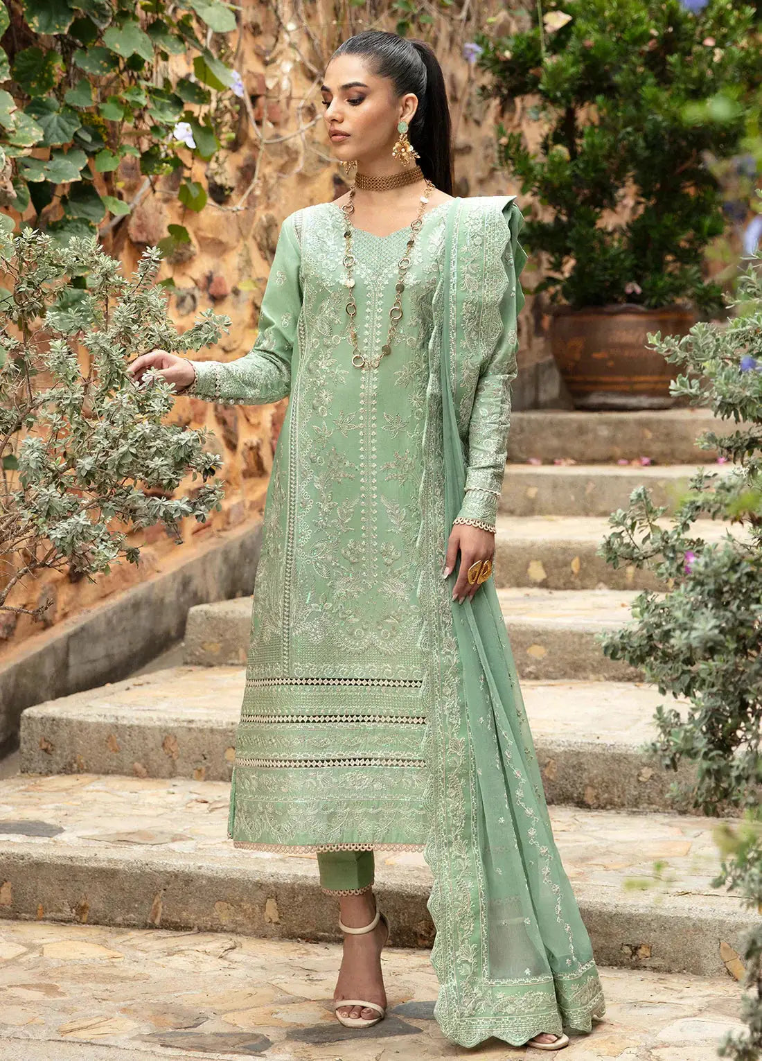 Gulaal | Luxury Lawn 24 | DENIZ (GL-LL-24V1-05) - Pakistani Designer Dress - by Gulaal | Type: Luxury - 100% Original at Saira Sultan