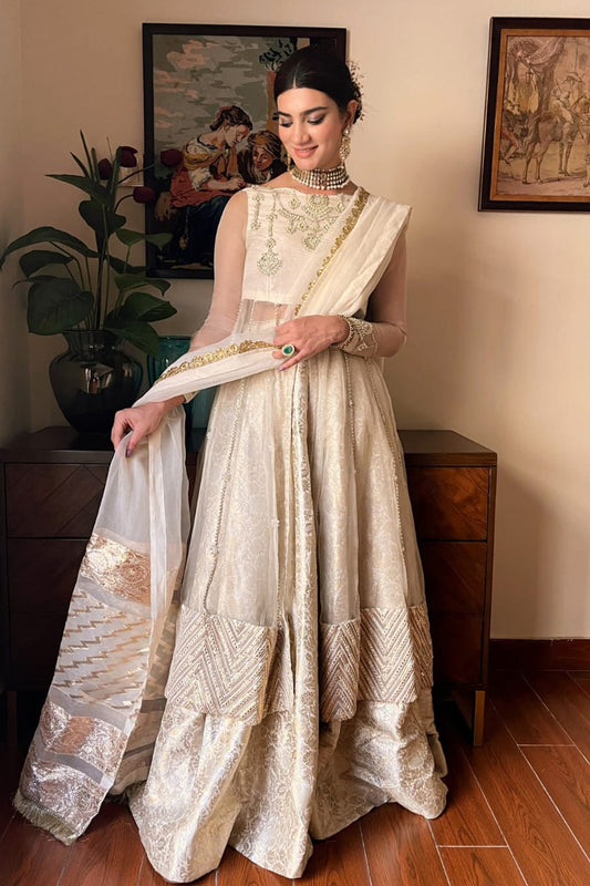 Mehak Yaqoob | Guzel Formals | GulBahar S