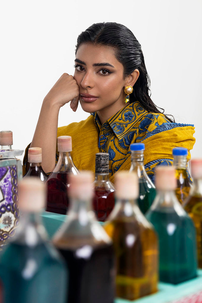 Sana Safinaz | Mahay Winter 25 |H255-008B-2Q by Sana Safinaz - Designer Dress  - Type : Ladies Clothes - Available at Saira Sultan - 100% Original 