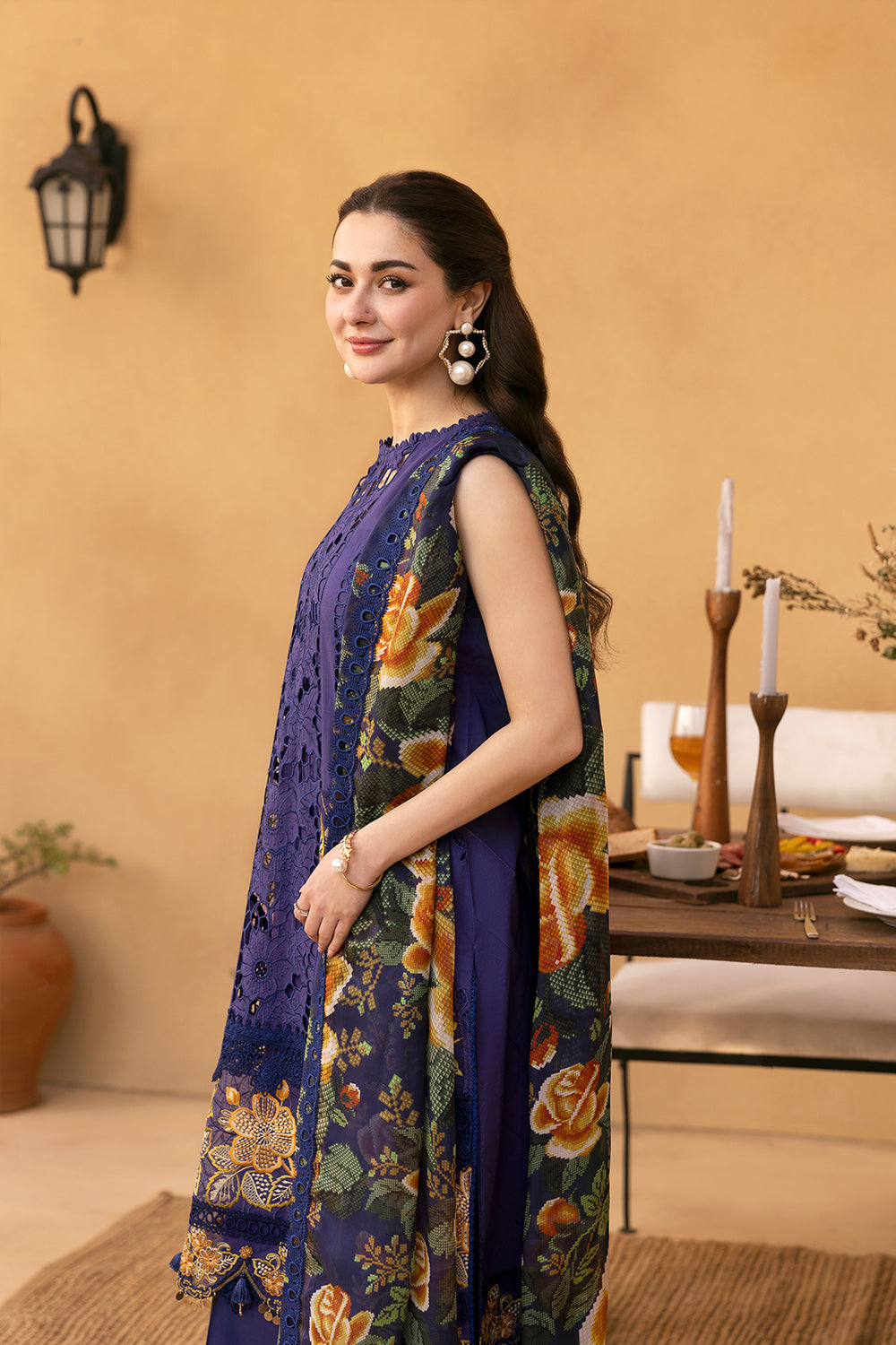 Saira Rizwan | Luxury Lawn 25 | AIMEE-SRL25-01 M Navy Lawn