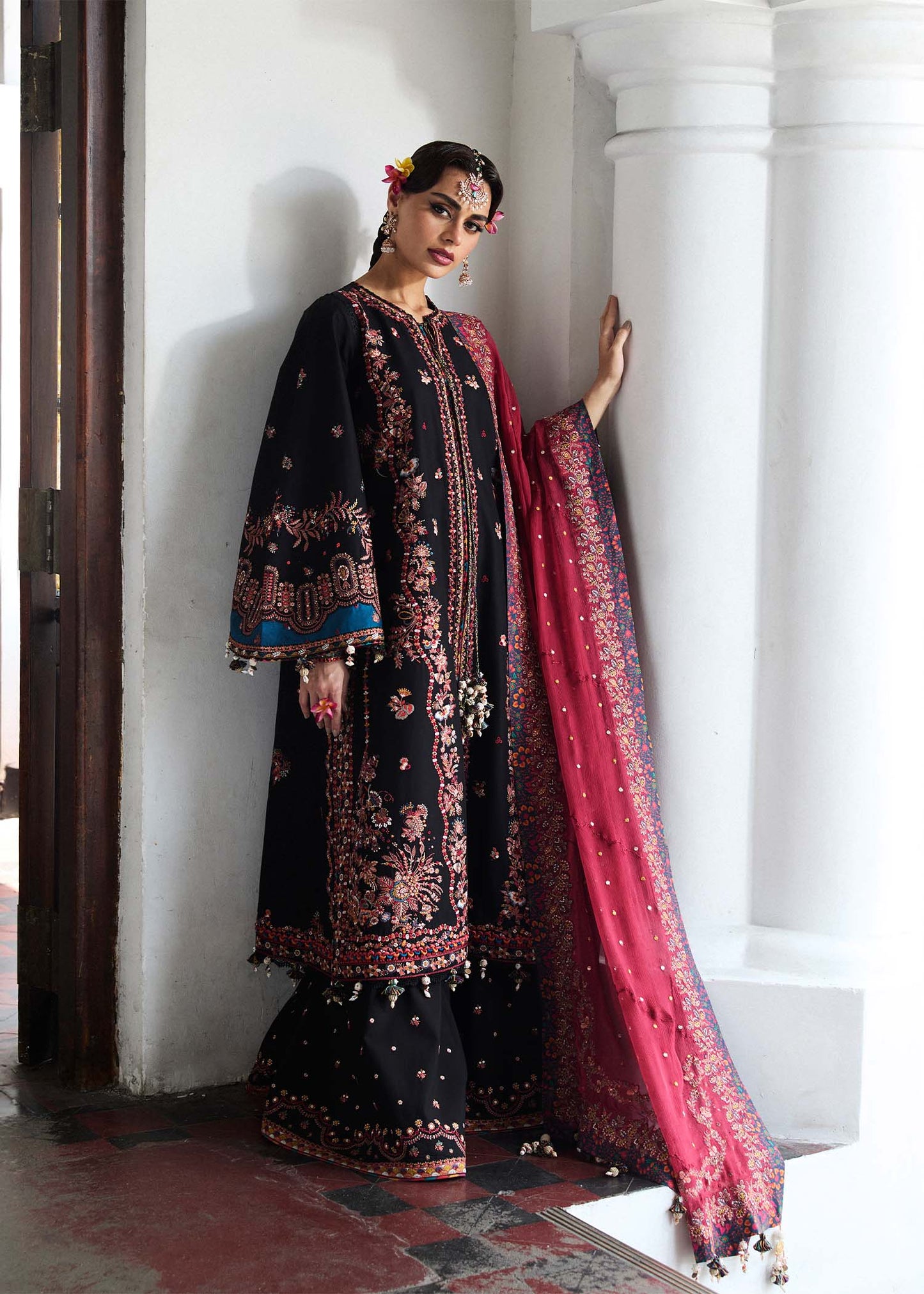 Hussain Rehar | Luxury Lawn 25 | Bliz L Black Lawn