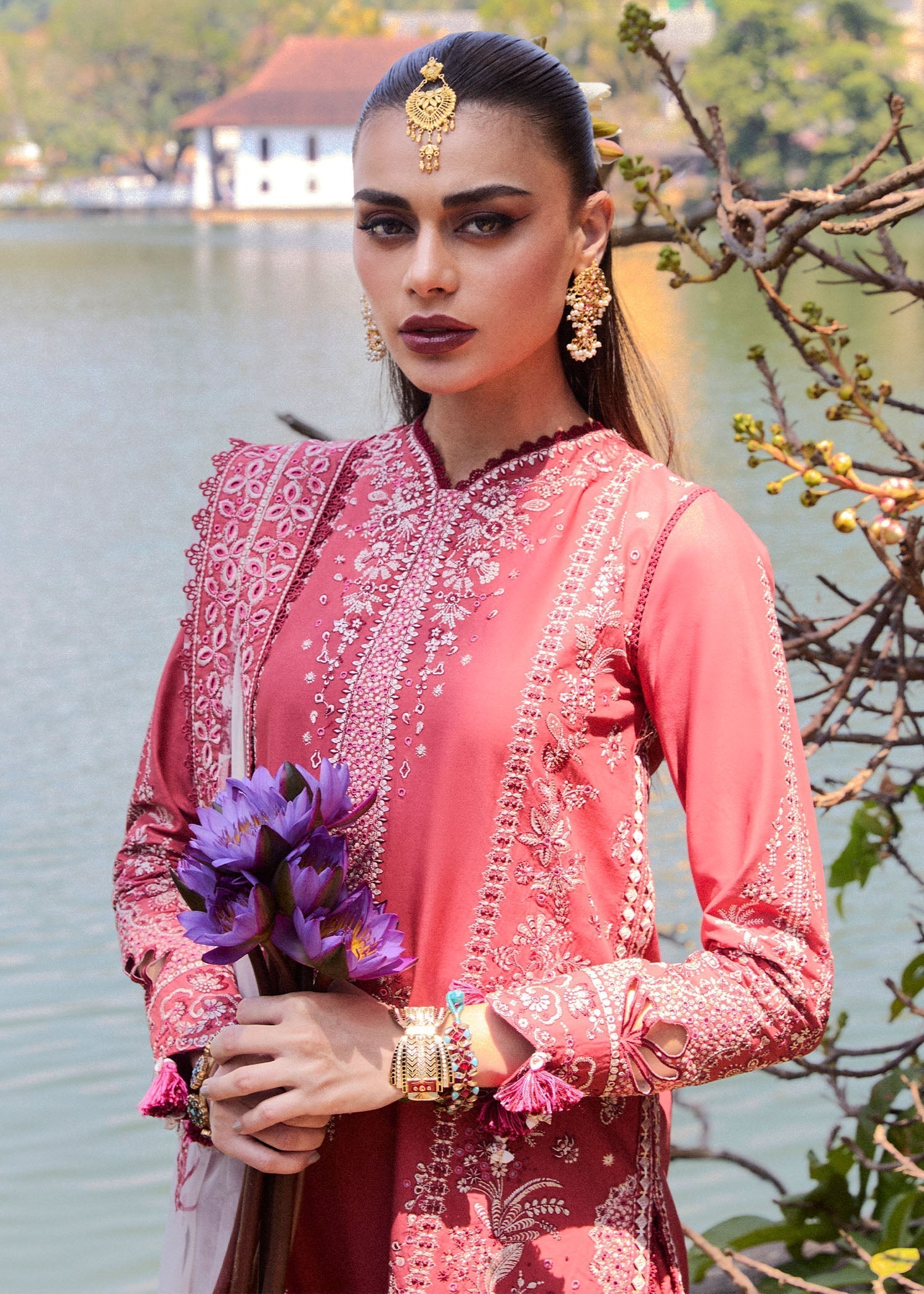 Hussain Rehar | Luxury Lawn 25 | Flare M Coral Lawn