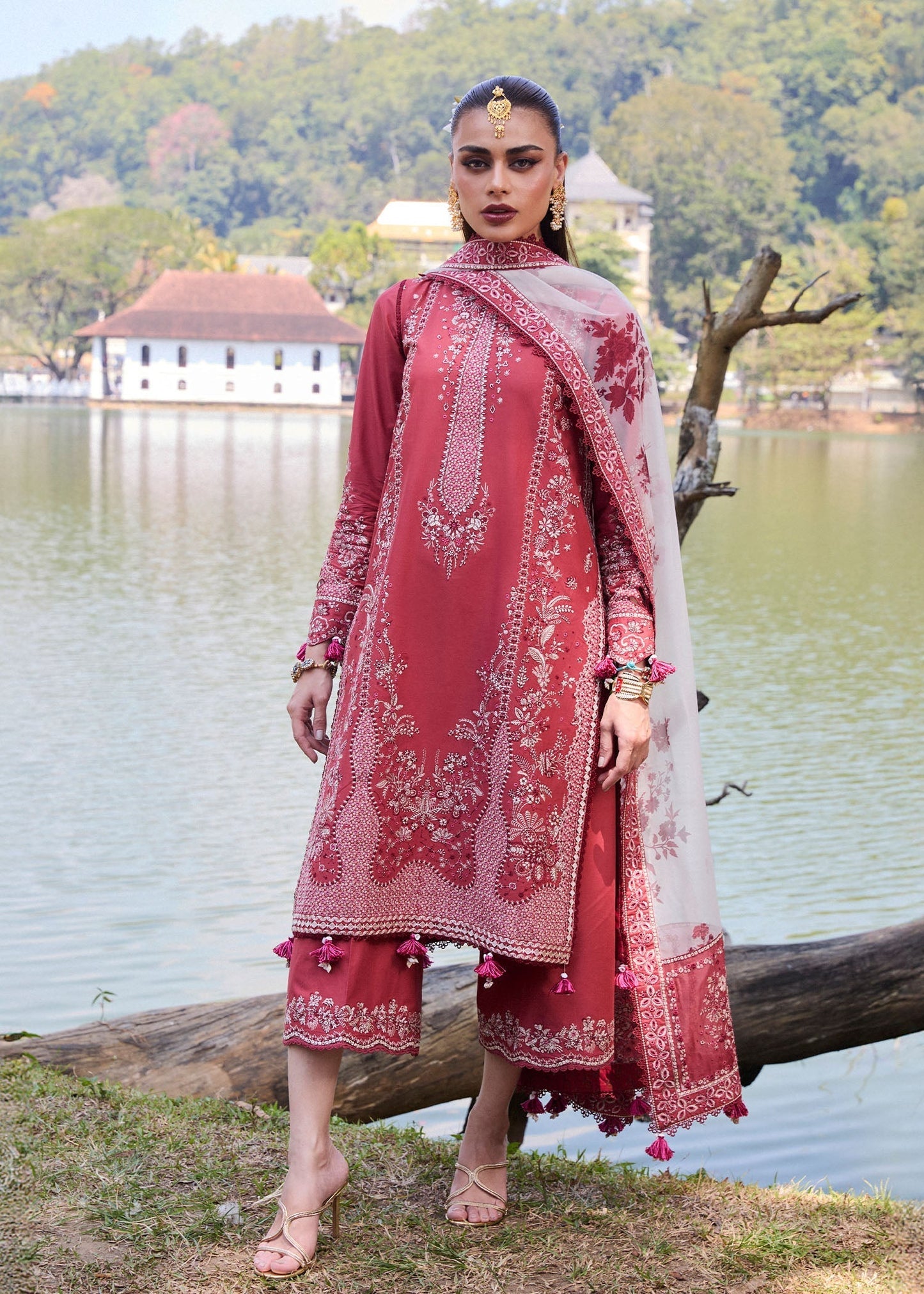 Hussain Rehar | Luxury Lawn 25 | Flare XS Coral Lawn