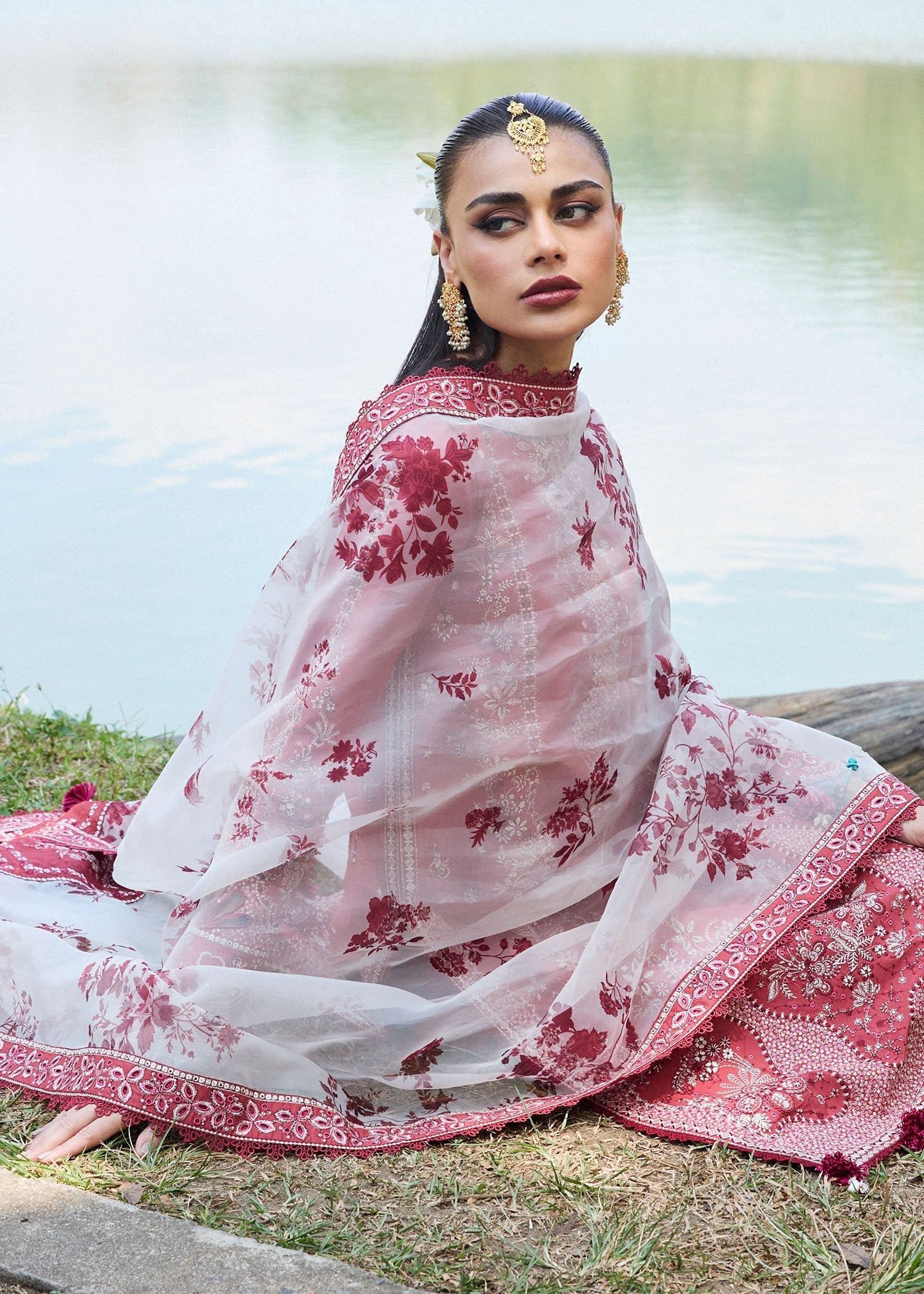 Hussain Rehar | Luxury Lawn 25 | Flare XL Coral Lawn