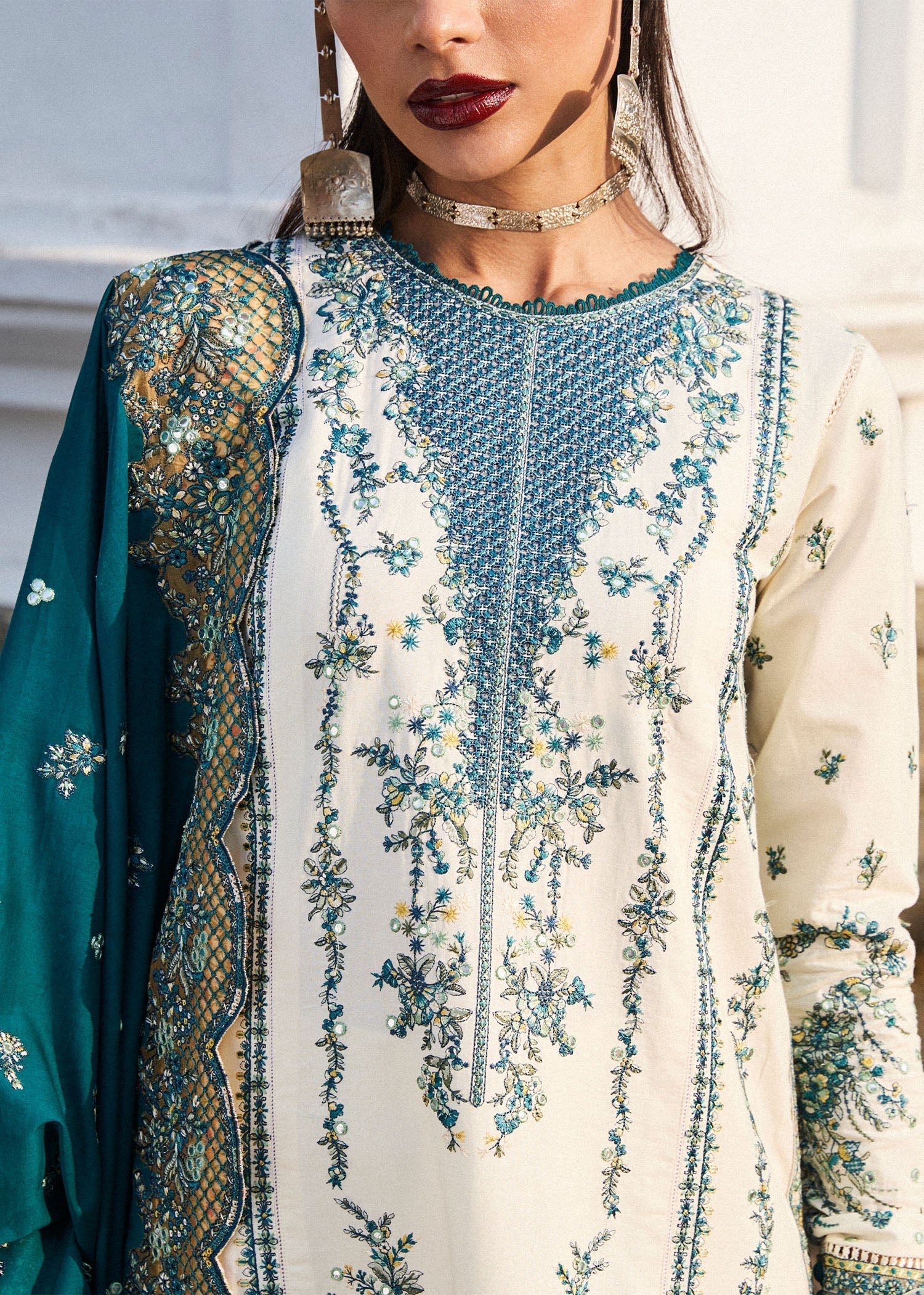 Hussain Rehar | Luxury Lawn 25 | Veil M Ivory Lawn