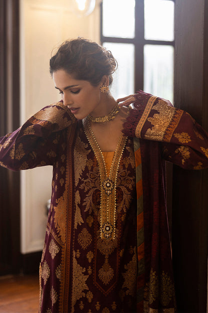 Mushq | Seraph Jacquard Lawn 25 | Morphea M Plum Lawn