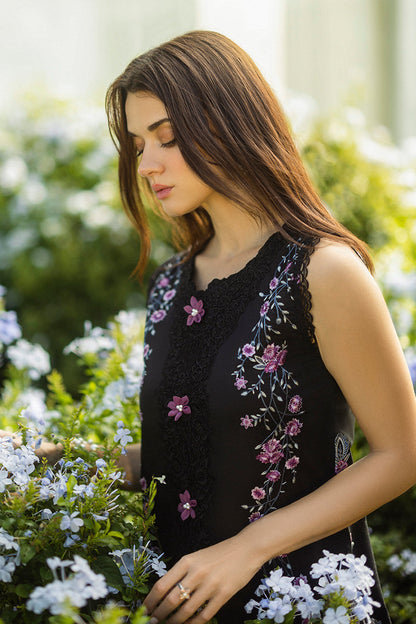 Mushq | Secret Garden Hemline 25 | Thorned Grace Custom Size Black Lawn