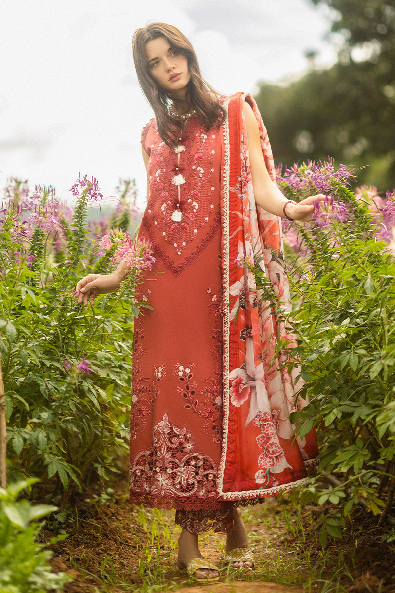 Mushq | Secret Garden Hemline 25 | Dewdrop Garden XL Rust Lawn