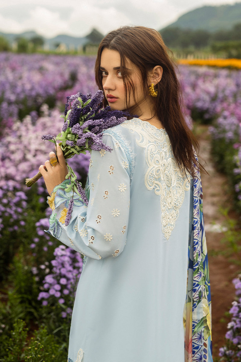 Mushq | Secret Garden Hemline 25 | Hidden Oasis M Sky Blue Lawn