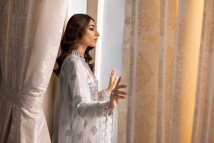 Nuriyaa | Rozanne Formals | Halena