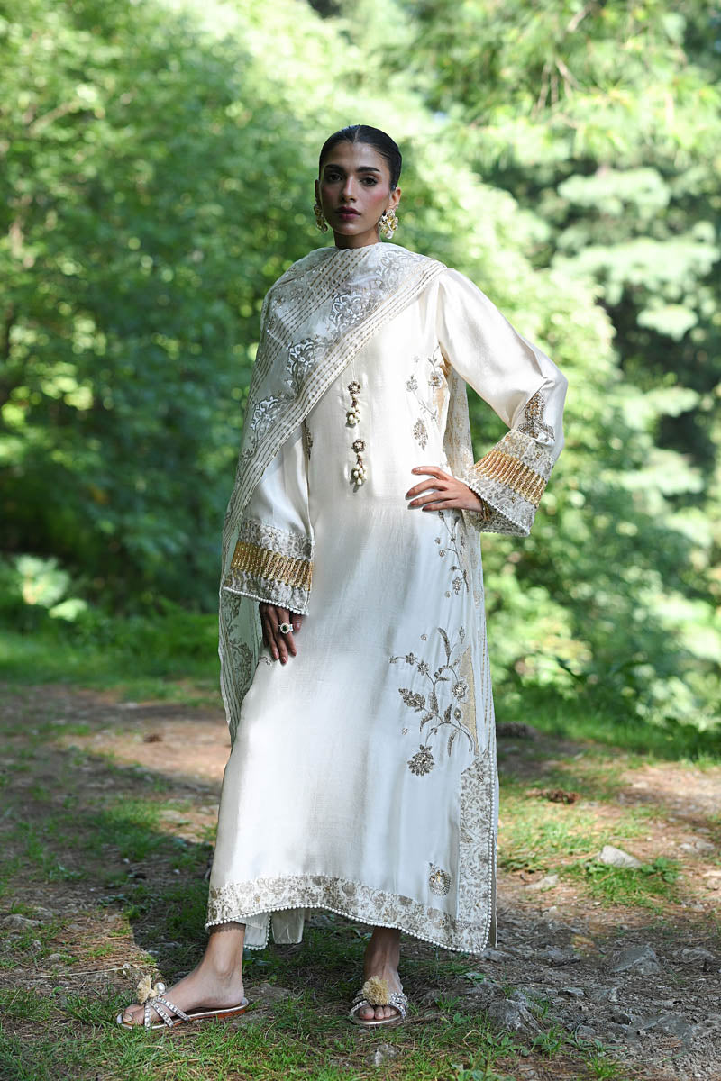 Hue Pret | Farasha Luxury Pret | Nooreh XS Ivory Pure Sheesha Silk