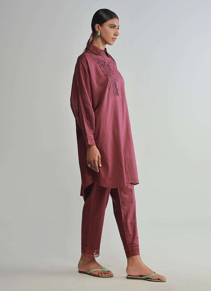 Image | Spring Basics 25 | IJSL-213699 L Maroon Lawn