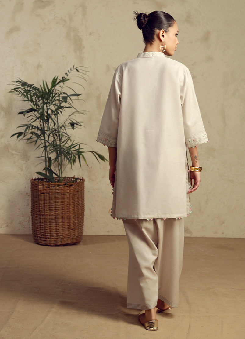 Image | Spring Basics 25 | IJSL-213715 S Light Gray Lawn