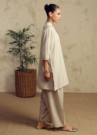 Image | Spring Basics 25 | IJSL-213715 L Light Gray Lawn