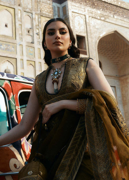 Laj | Hath Kahani Luxury Formals 24 | ALANI M Gold Velvet