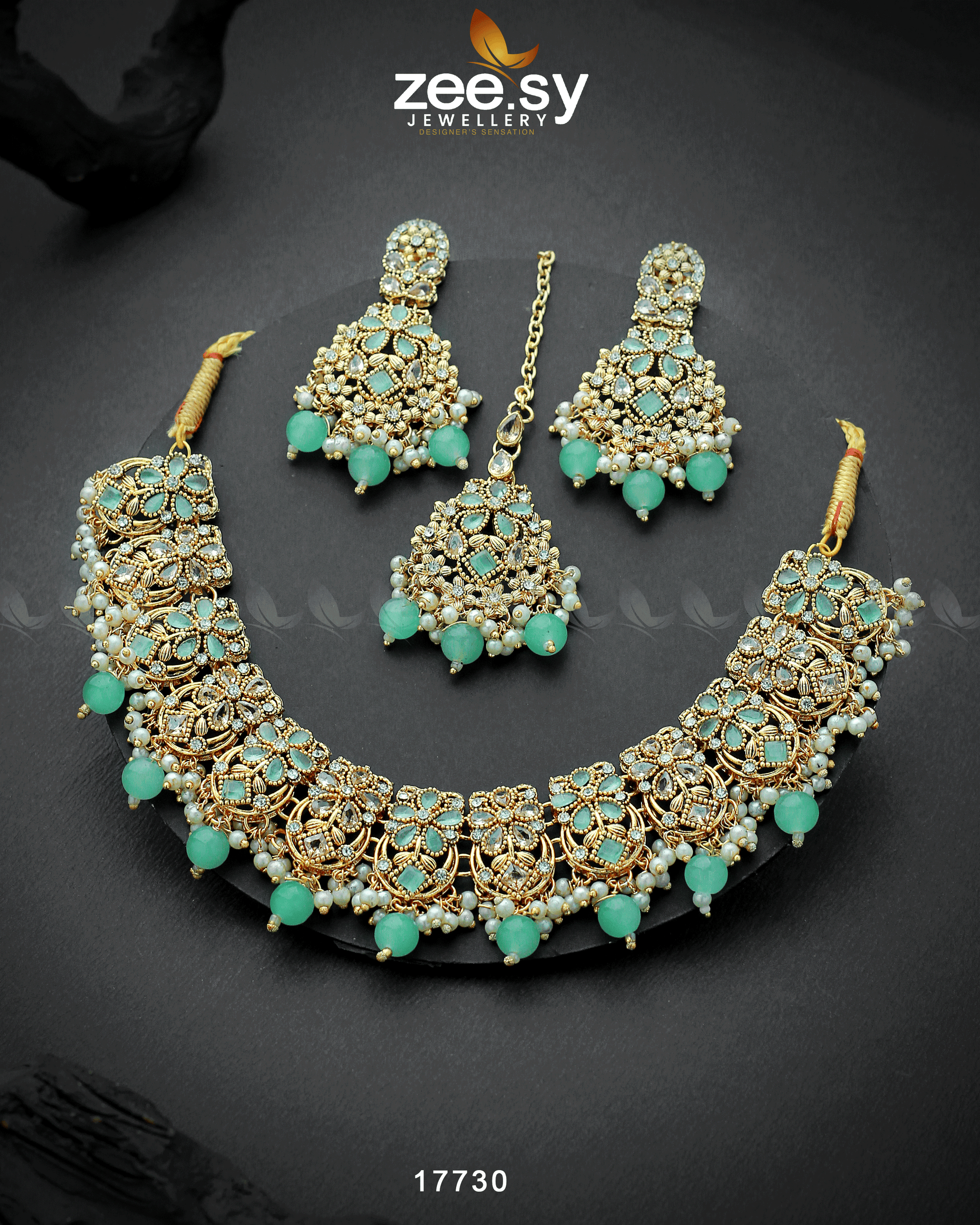 Amaryllis Necklace Mint Green