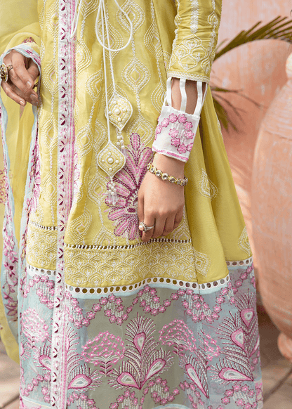 Maria Osama Khan | Rang e Noor Eid Edit | Kanwal - Pakistani Designer Dress - by Maria Osama Khan | Type: Luxury - 100% Original at Saira Sultan