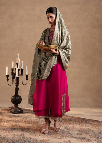 Sadaf Fawad Khan | Nafees Formals 25 | Zafeen - Pakistani Designer Dress - by Sadaf Fawad Khan | Type: Ladies Clothes - 100% Original at Saira Sultan