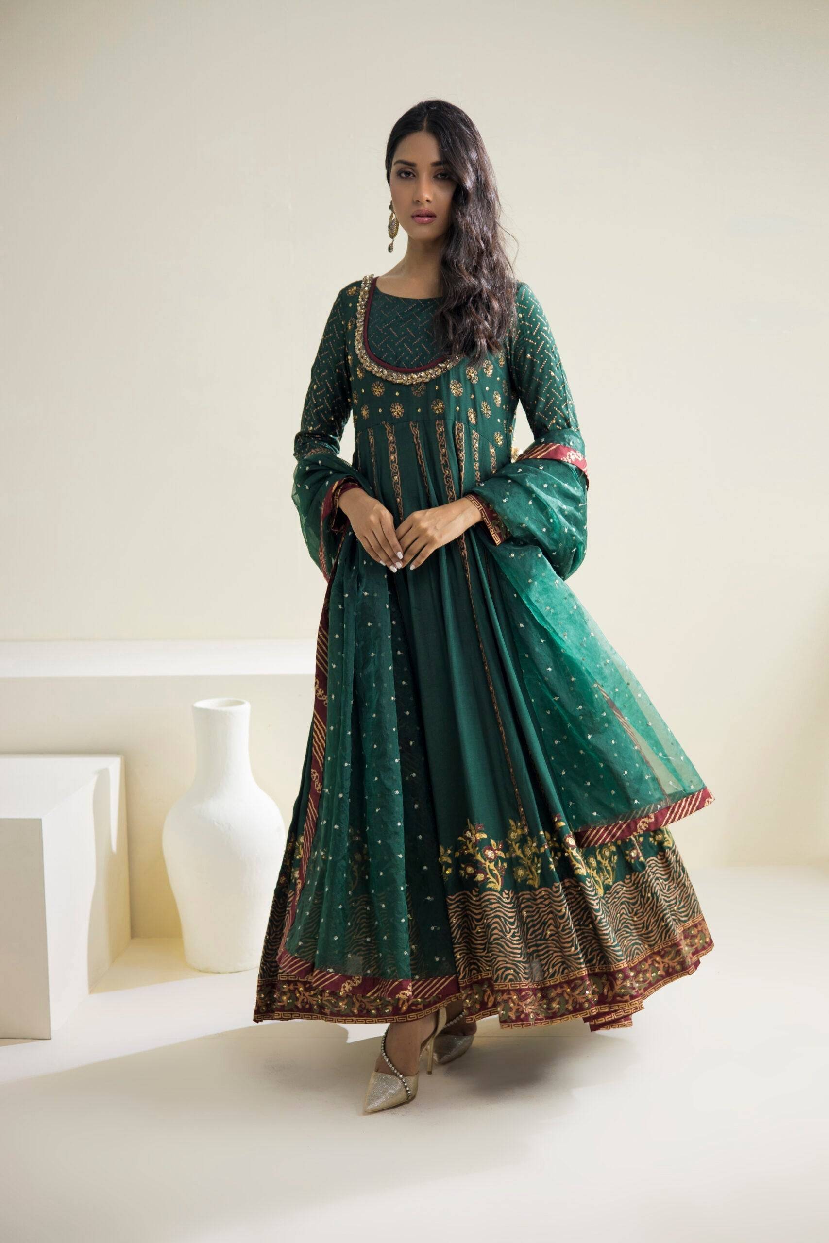 Farhat Jahan | Luxury Pret | Reyah - Pakistani Designer Dress - by Farhat Jahan | Type: Formal - 100% Original at Saira Sultan