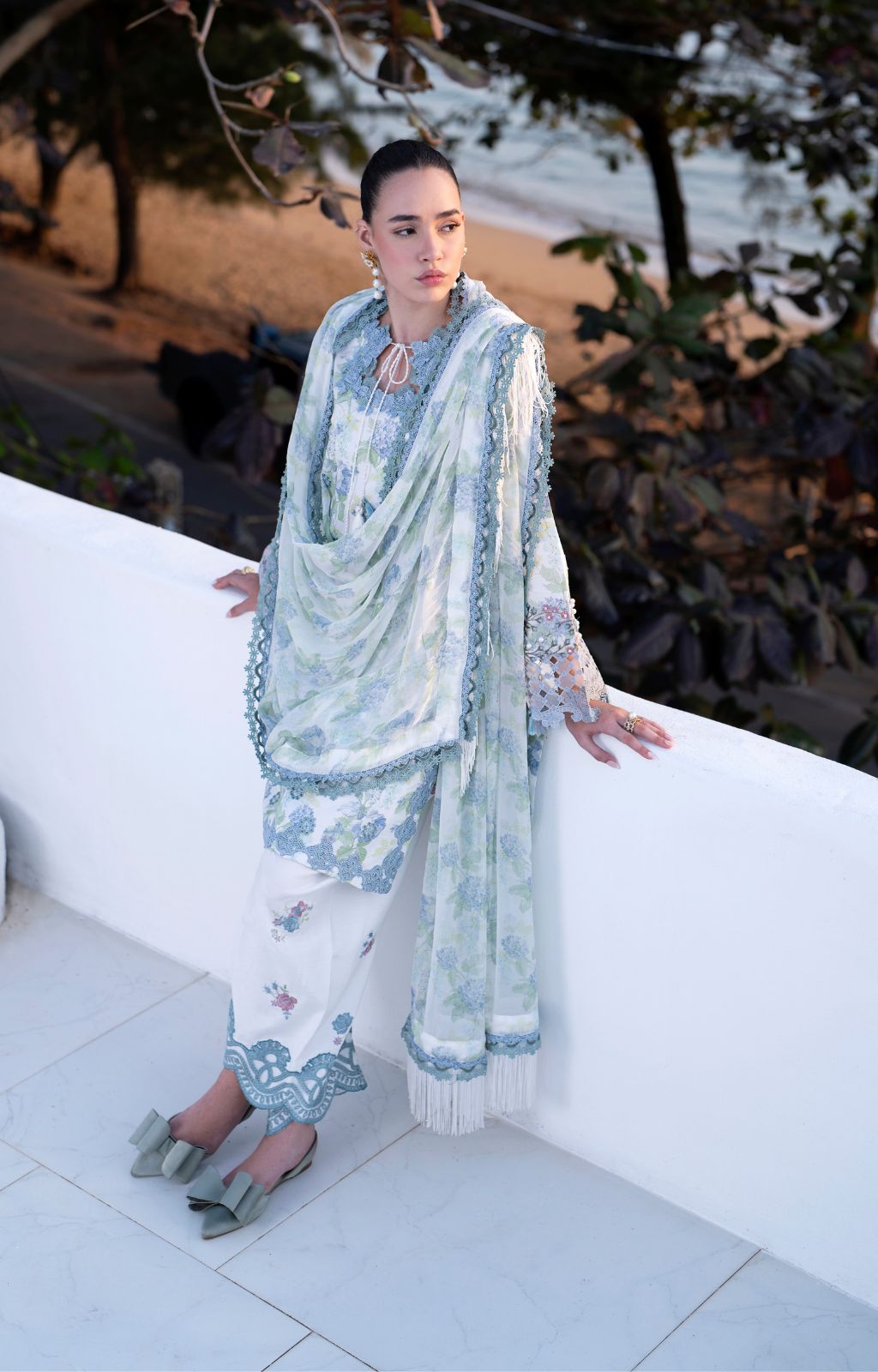 AJR Couture | Printakari Lawn 25 | Isle XL White Lawn