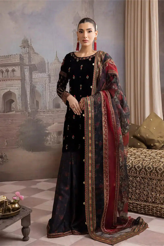 Iznik | Festive Velvet 23 | IV-20 AYYAR - Pakistani Designer Dress - by Iznik | Type: Formal - 100% Original at Saira Sultan